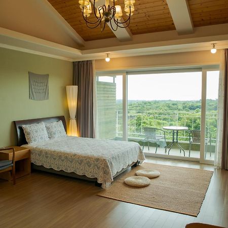Green Narae Pension Seogwipo Bagian luar foto