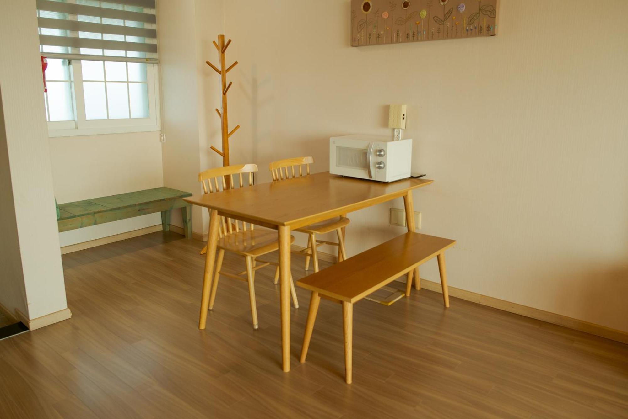 Green Narae Pension Seogwipo Bagian luar foto