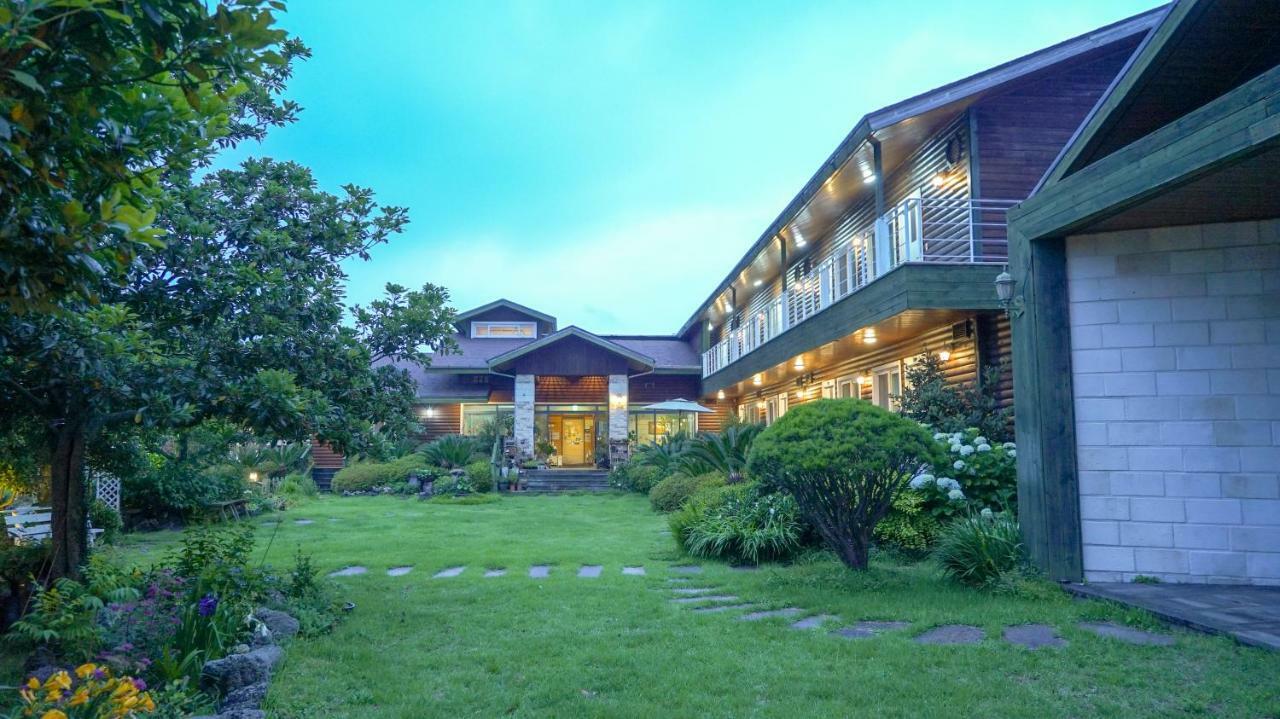 Green Narae Pension Seogwipo Bagian luar foto